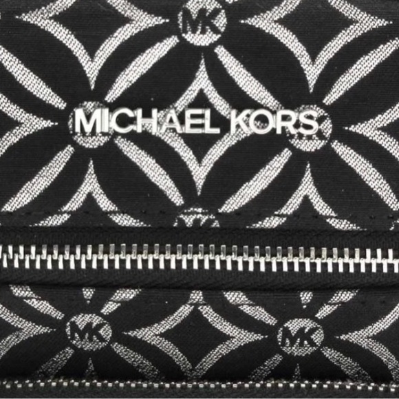 Michael Kors NWT Jet Set black and silver crossbody with guitar strap, NWT - Picture 6 of 7
